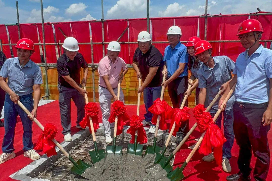 Nova etapa, nova prihodnost! Projekt EXCITECH South Base Phase II je bil uspešno zaključen.